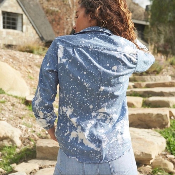 FRANK & EILEEN  Eileen Bleach Splatter Denim Button-Up Shirt Splatter Size XS - Picture 2 of 12